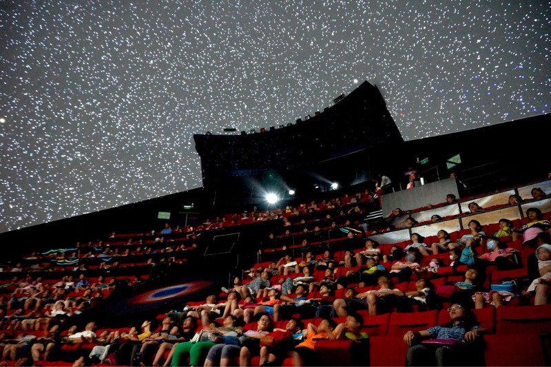 科博館太空劇場目前的數位式星象教學投影