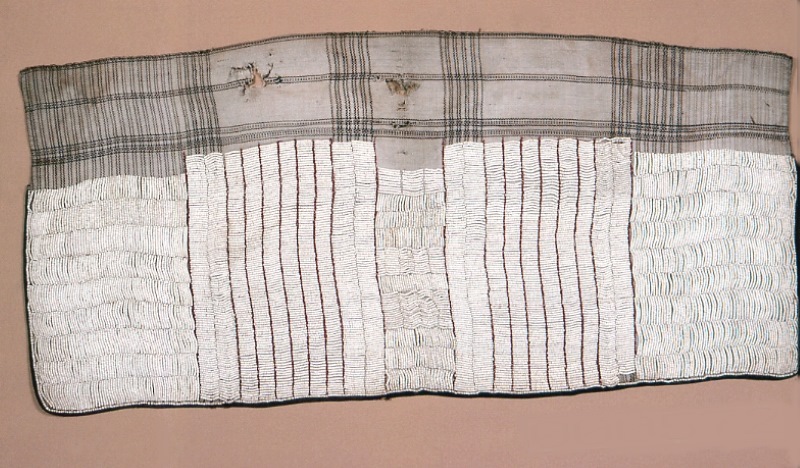 泰雅族的貝珠裙。(取材自科博館民族學檔案資料)