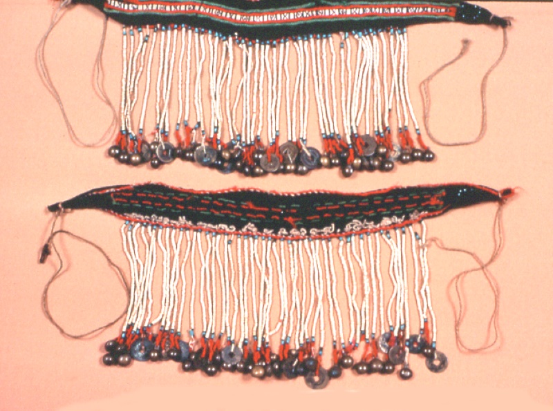 泰雅族貝珠腿飾。(取材自科博館民族學檔案資料)